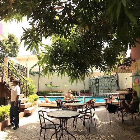 Hostel Nucapacha Гуаякуил Екстериор снимка