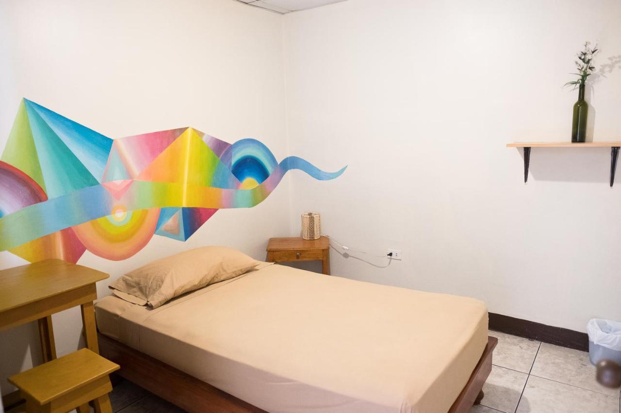 Hostel Nucapacha Гуаякуил Екстериор снимка