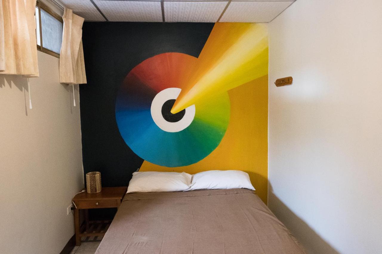 Hostel Nucapacha Гуаякуил Екстериор снимка