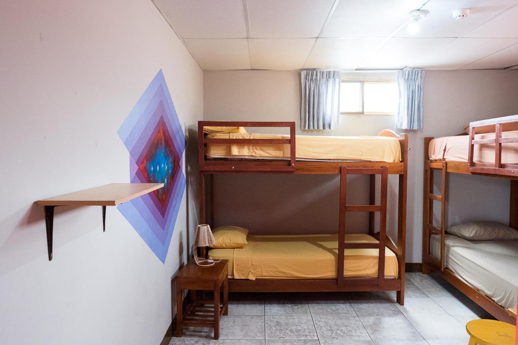 Hostel Nucapacha Гуаякуил Екстериор снимка