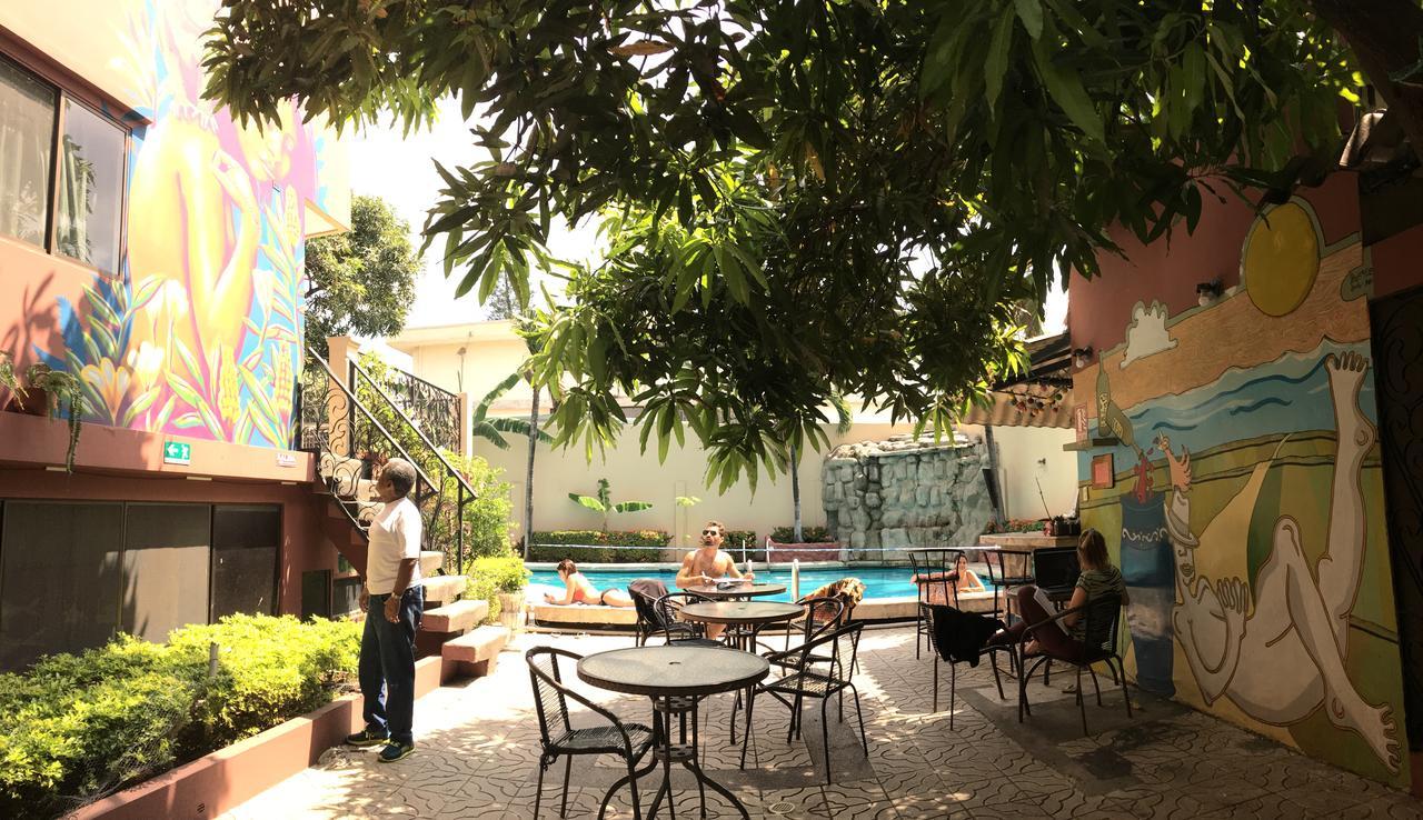 Hostel Nucapacha Гуаякуил Екстериор снимка